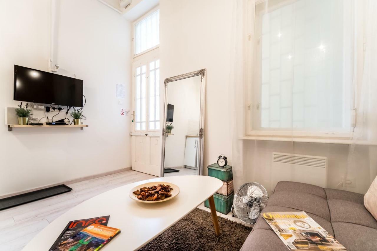 Bpr Little Attractico Apartment Budapest Ngoại thất bức ảnh